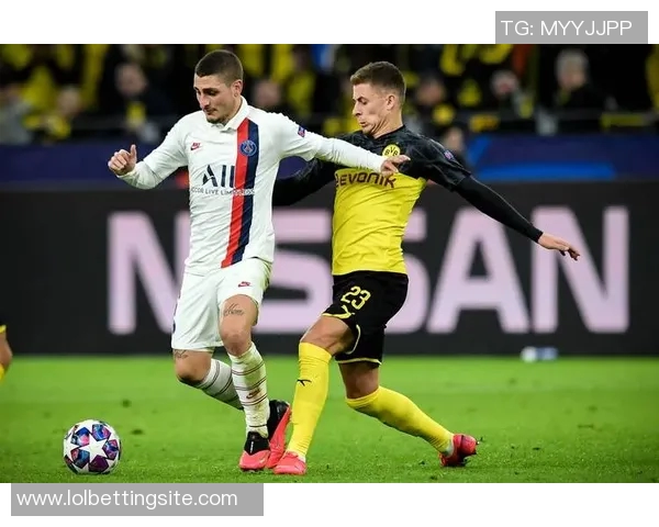 中超激情碰撞巴黎圣日耳曼逆转波尔图精彩瞬间引发全场狂欢