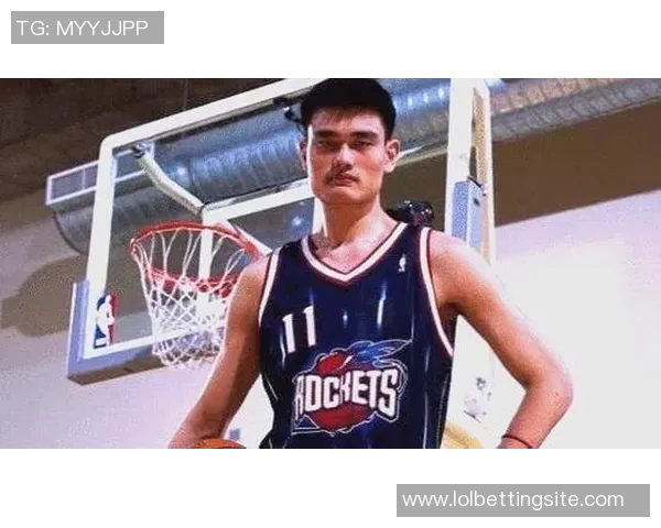 姚明美女教练的篮球之路与人生哲学探秘