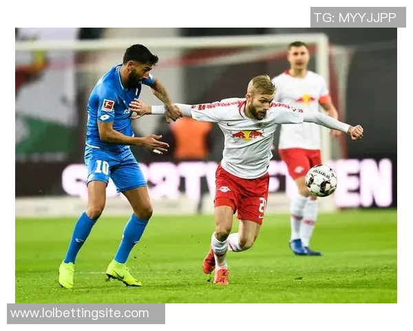 中超赛场巴黎圣日耳曼与莱比锡战平帽子戏法引发全场热烈反响