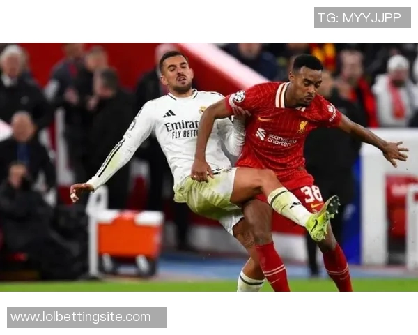 中超激战利物浦大胜皇马红牌事件引发全场热议精彩集锦回顾