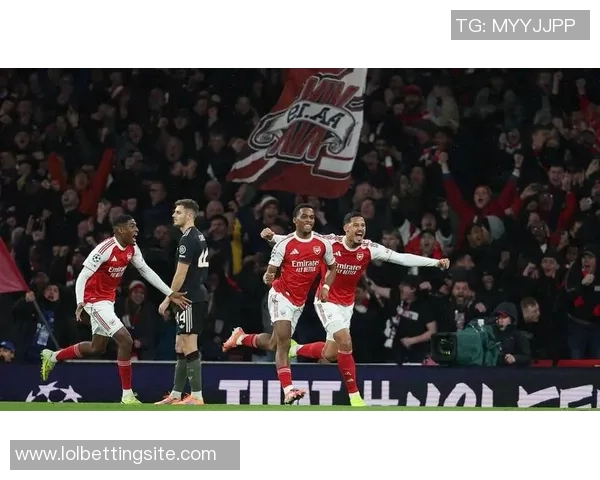 意甲激战阿森纳逆转国米全场沸腾战术解析与精彩瞬间回顾 意甲激战阿森纳逆转国米全场沸腾战术解析与精彩瞬间回顾